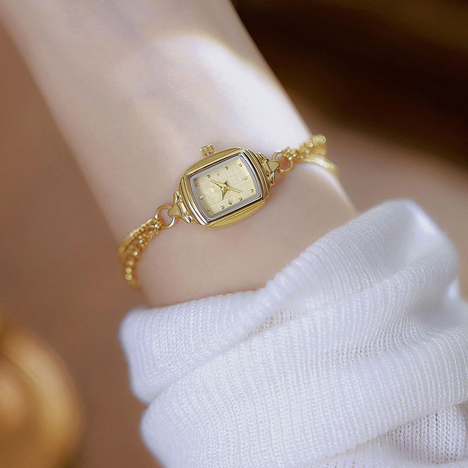 Womens Dainty Rectangle Ultra Thin Waterproof Quartz Watch Ladies Dress Elegant Analog Bracelet Watch